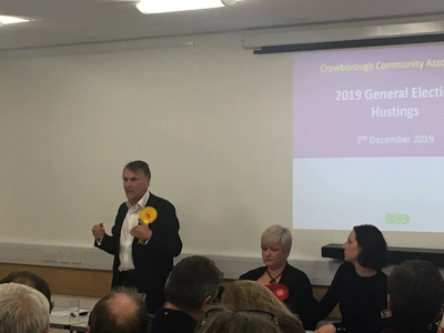 L to R: Wealden candidates Chris Bowers (LibDem) Angie Smith (Labour) and moderator Helen Catt, December 7 2019